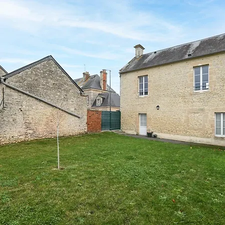 Сasa de vacaciones De La Poste - Avec Jardin Ryes